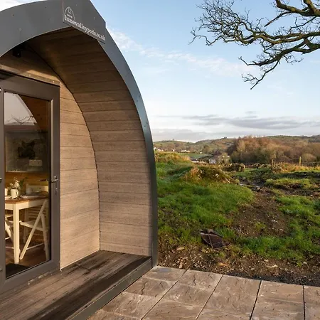 The Pig Pod Holiday home *