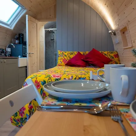 The Pig Pod Holiday home Underbarrow